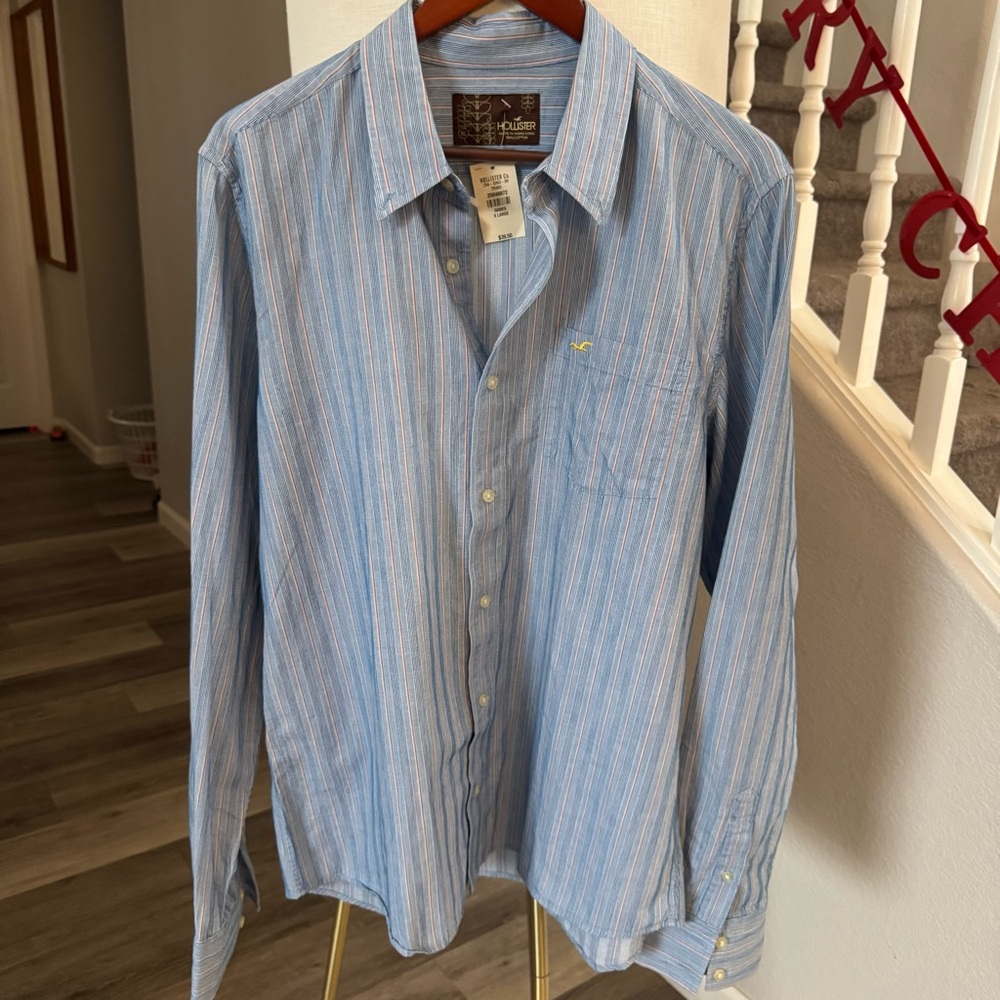 New With Tags Vintage Hollister Light Blue Striped Button Down Shirt